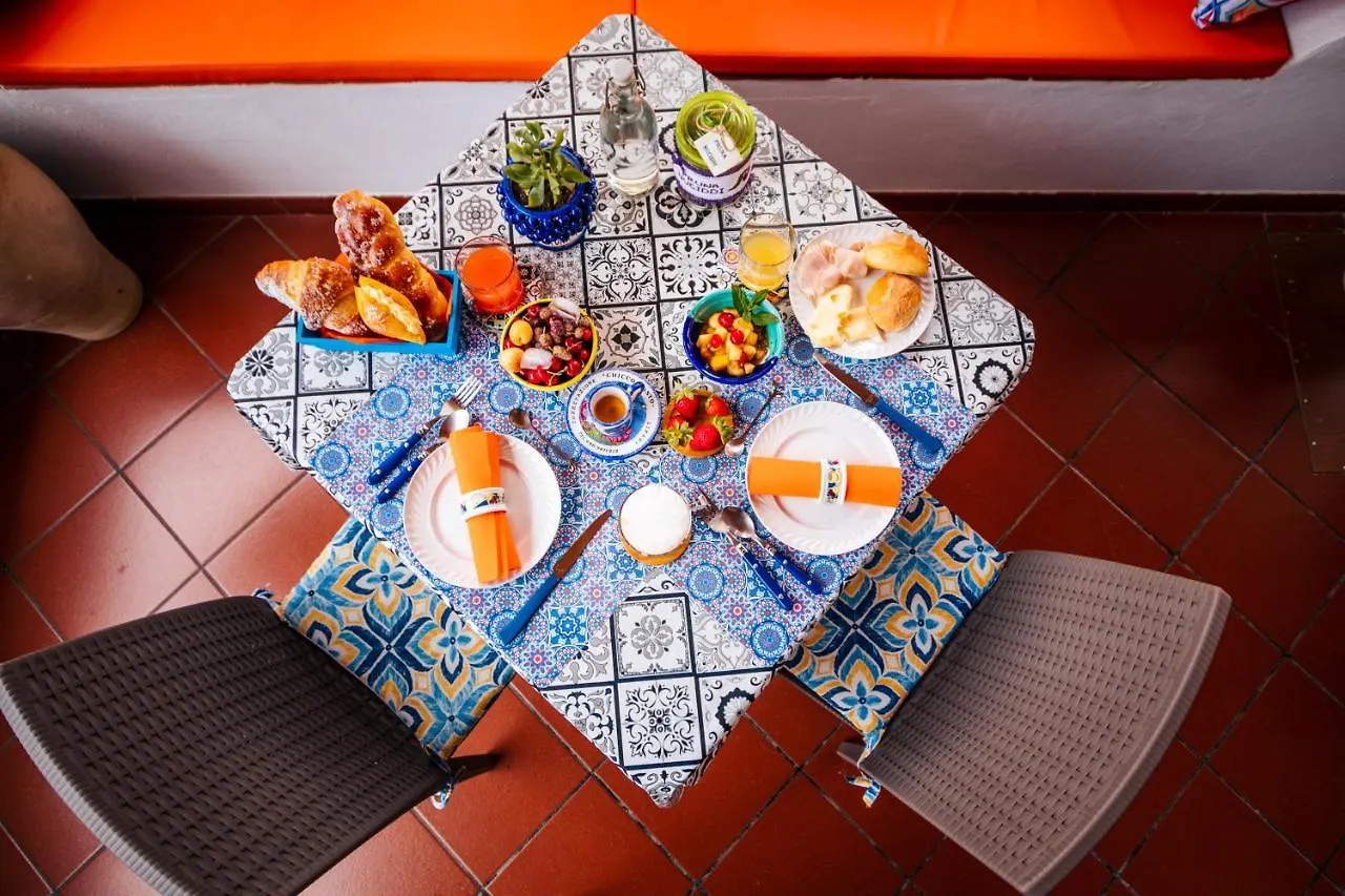Lauricella Bed And Breakfast Lipari  Italia