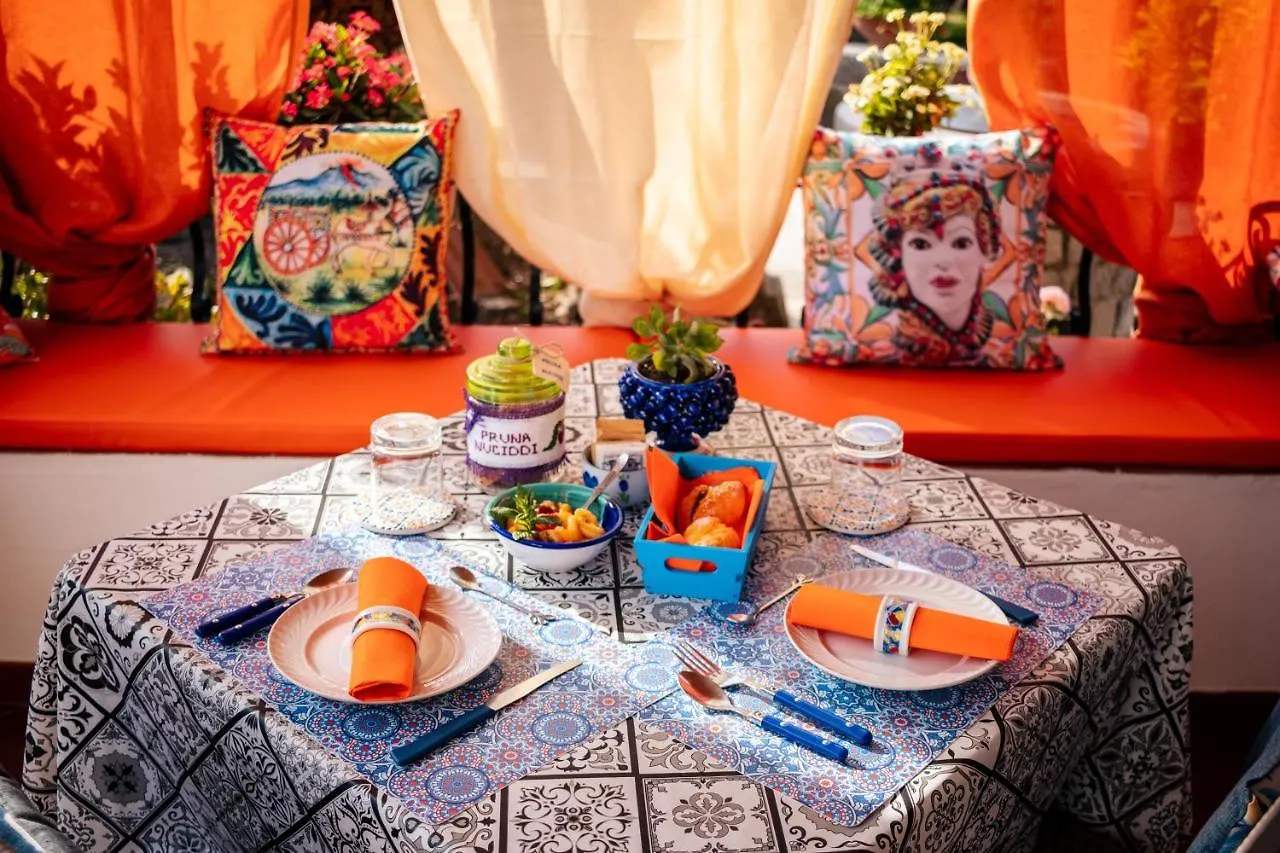 Lauricella Bed And Breakfast Lipari  Lipari (Isola Lipari)