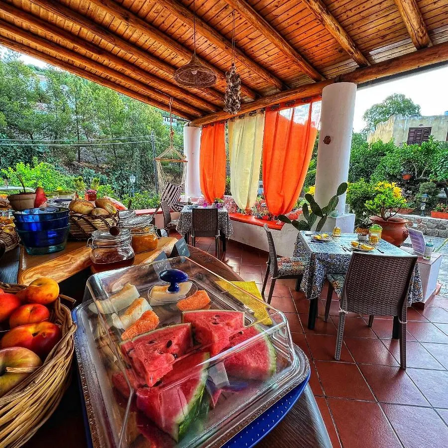 Lauricella Bed And Breakfast Lipari  Italia